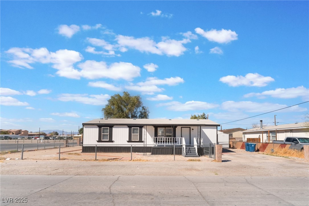 2666650 Property Photo 2