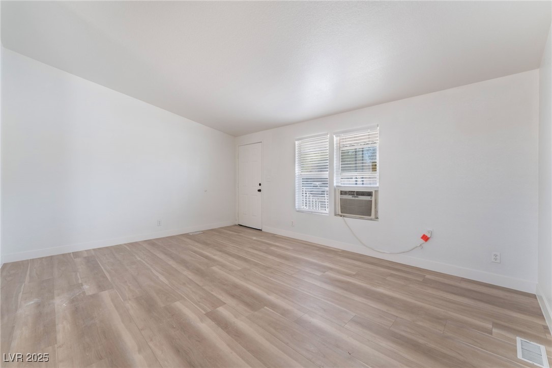 2666650 Property Photo 10