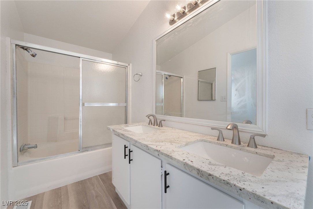 2666650 Property Photo 26