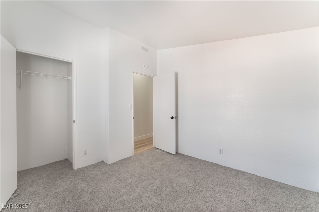 2666650 Property Photo 28