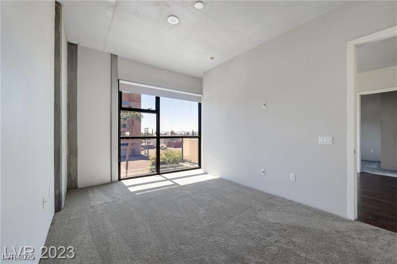 353 East Bonneville Avenue 375 Property Photo 12