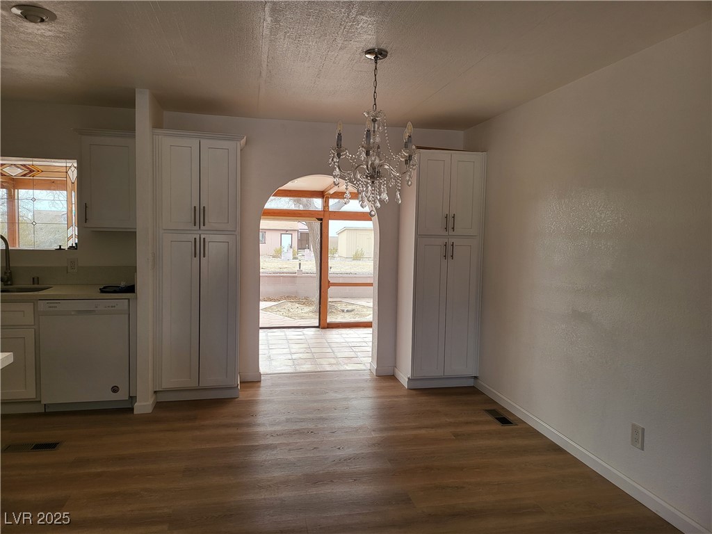 1281 West Carrol Street Property Photo 4