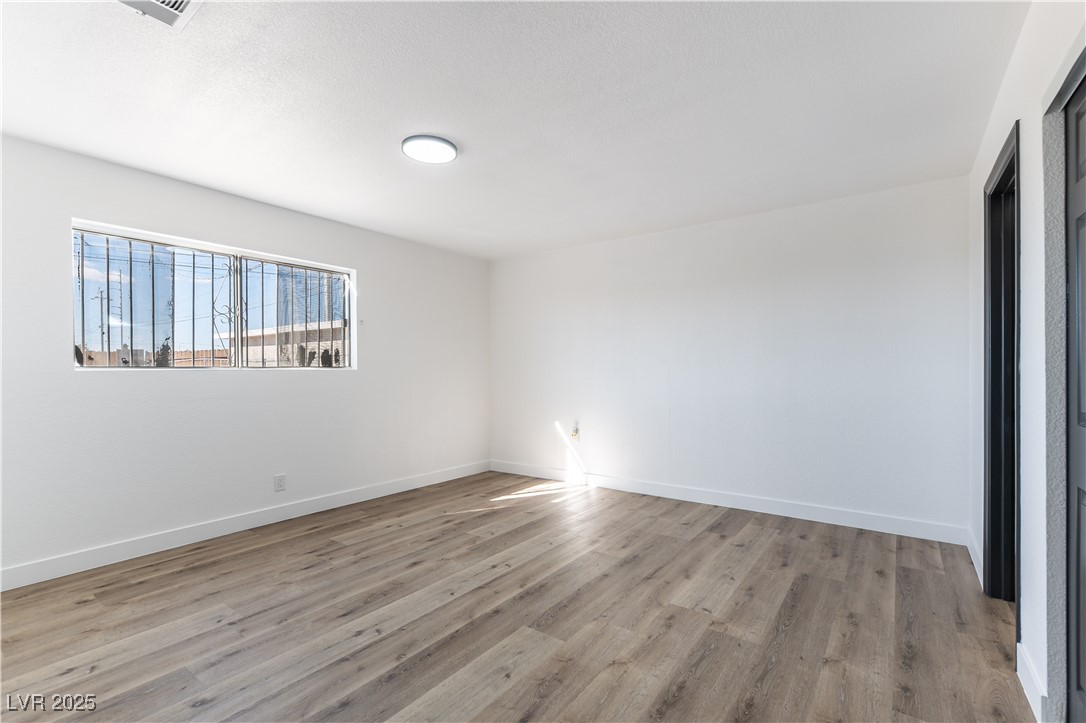 887 West Carey Avenue Property Photo 19