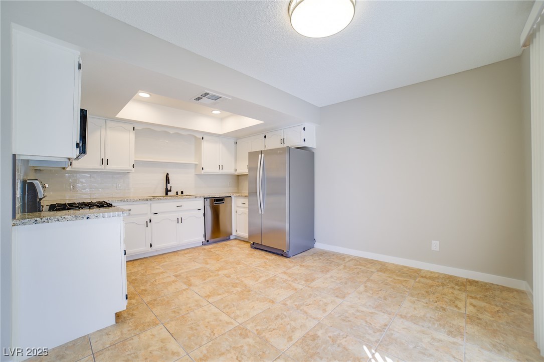 6649 West Tropicana Avenue 101 Property Photo 8