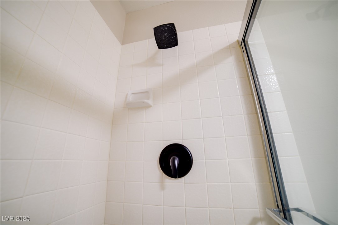 6649 West Tropicana Avenue 101 Property Photo 21