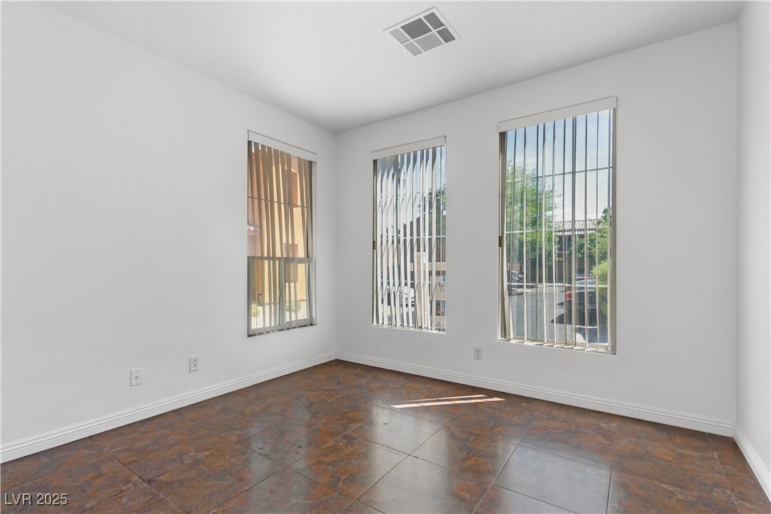 3637 Pinnate Drive Property Photo 9