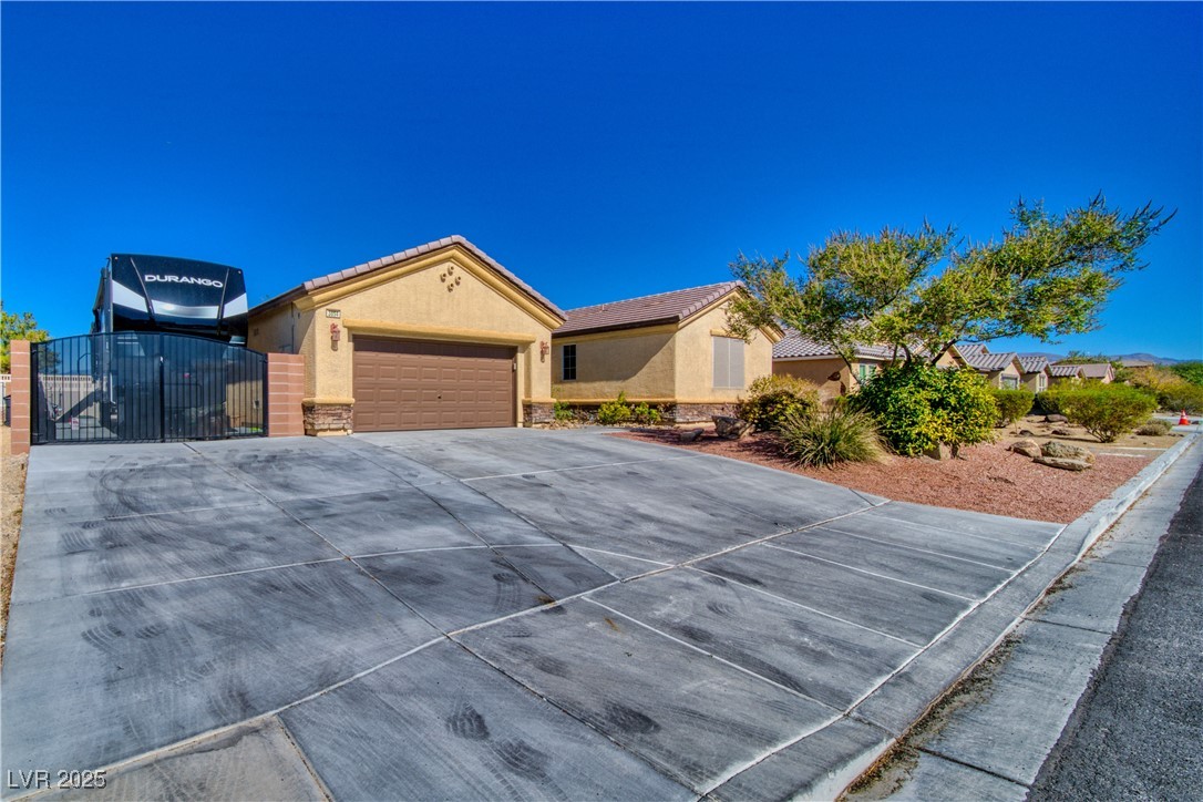 3854 East Chaffe Avenue Property Photo