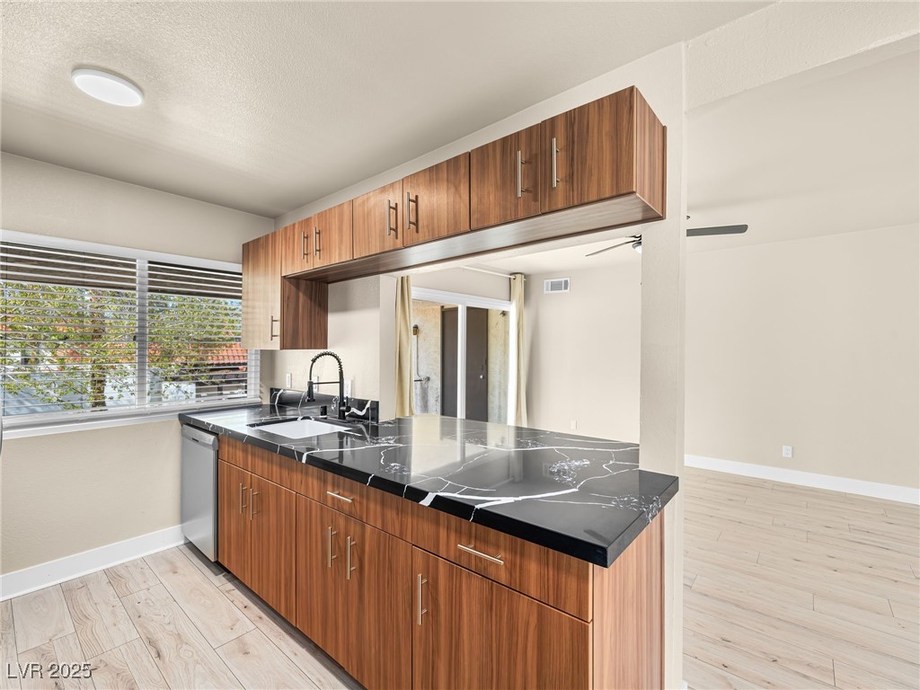 1405 Vegas Valley Drive 226 Property Photo 4
