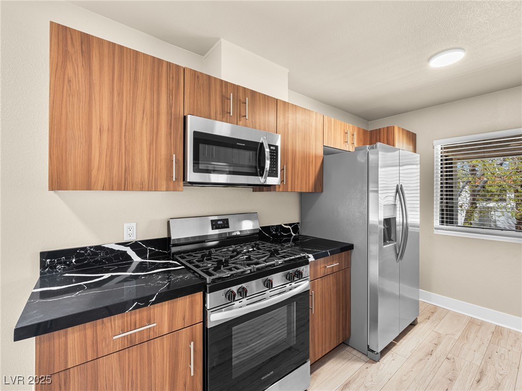 1405 Vegas Valley Drive 226 Property Photo 5