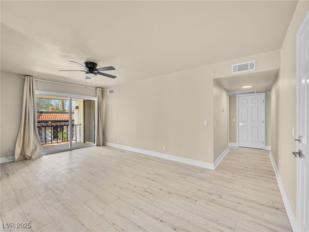 1405 Vegas Valley Drive 226 Property Photo 8