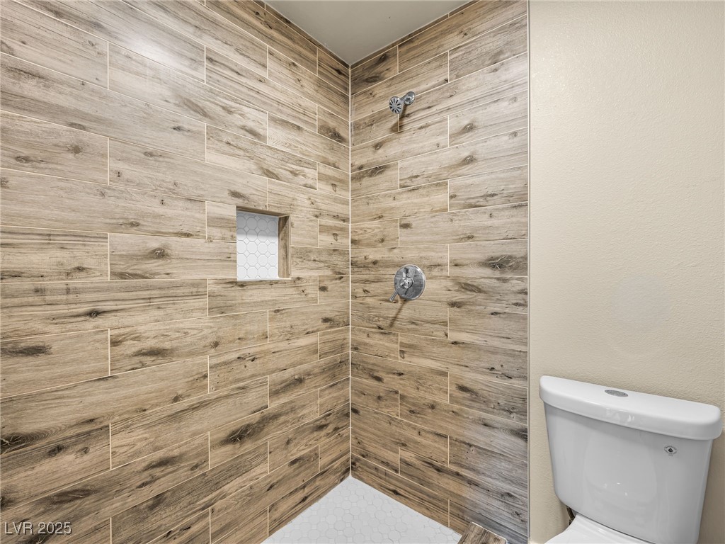 1405 Vegas Valley Drive 226 Property Photo 9