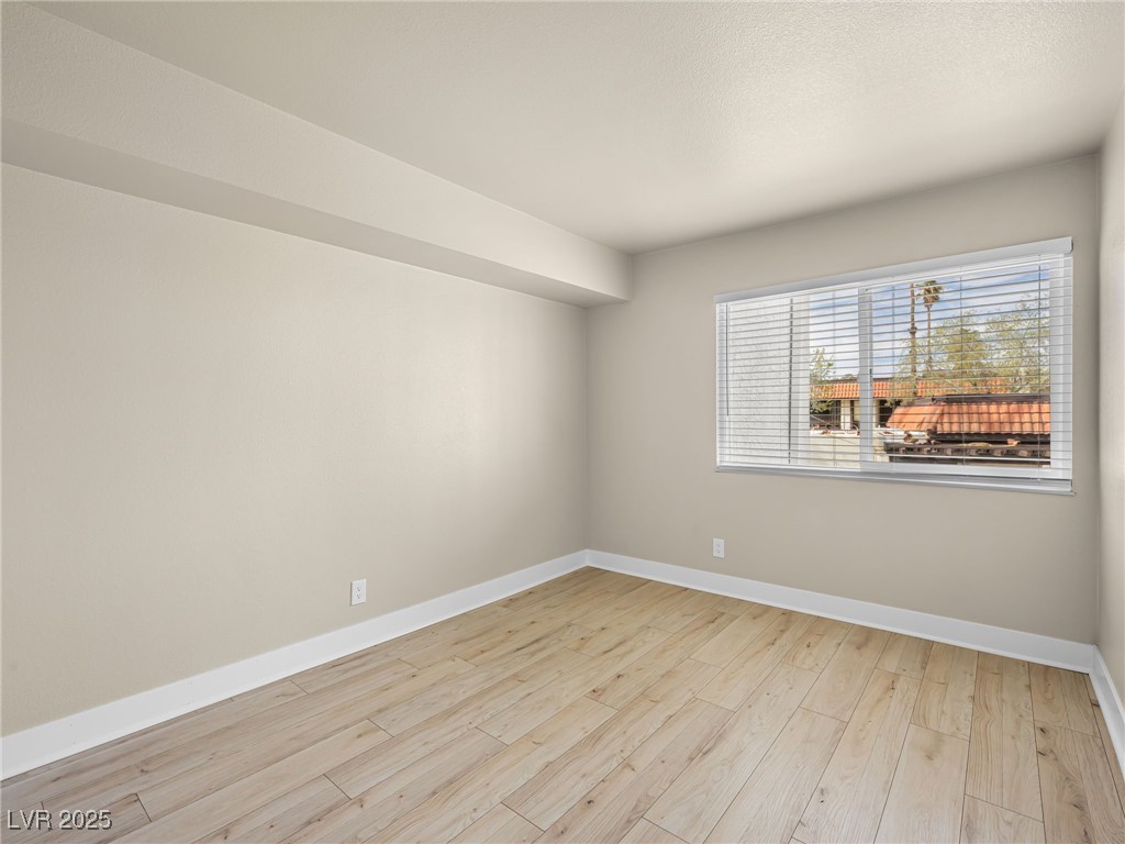 1405 Vegas Valley Drive 226 Property Photo 17