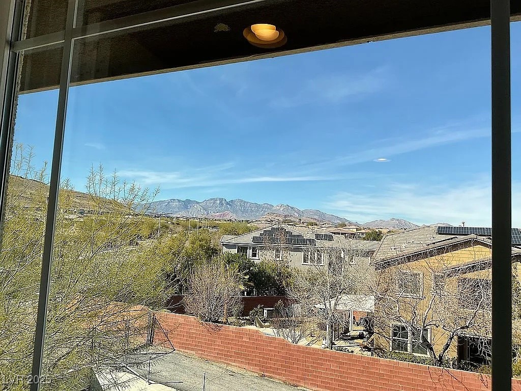 10398 Addie De Mar Lane Property Photo 36