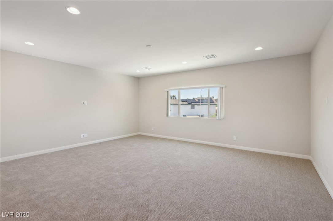 4001 Turquoise Falls Street Property Photo 36