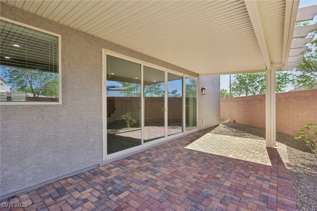 4001 Turquoise Falls Street Property Photo 49