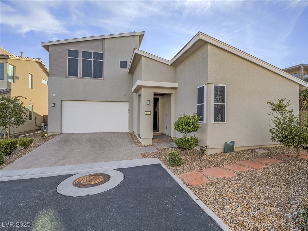 816 Stannard Court Property Photo 1