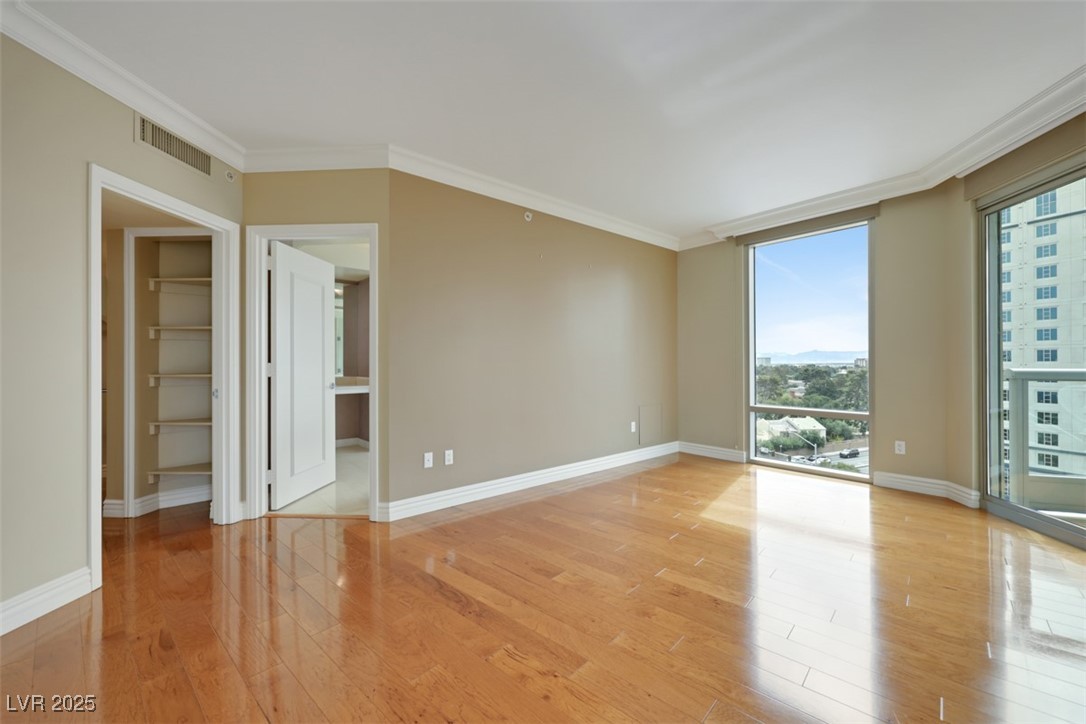 322 Karen Avenue 708 Property Photo 8