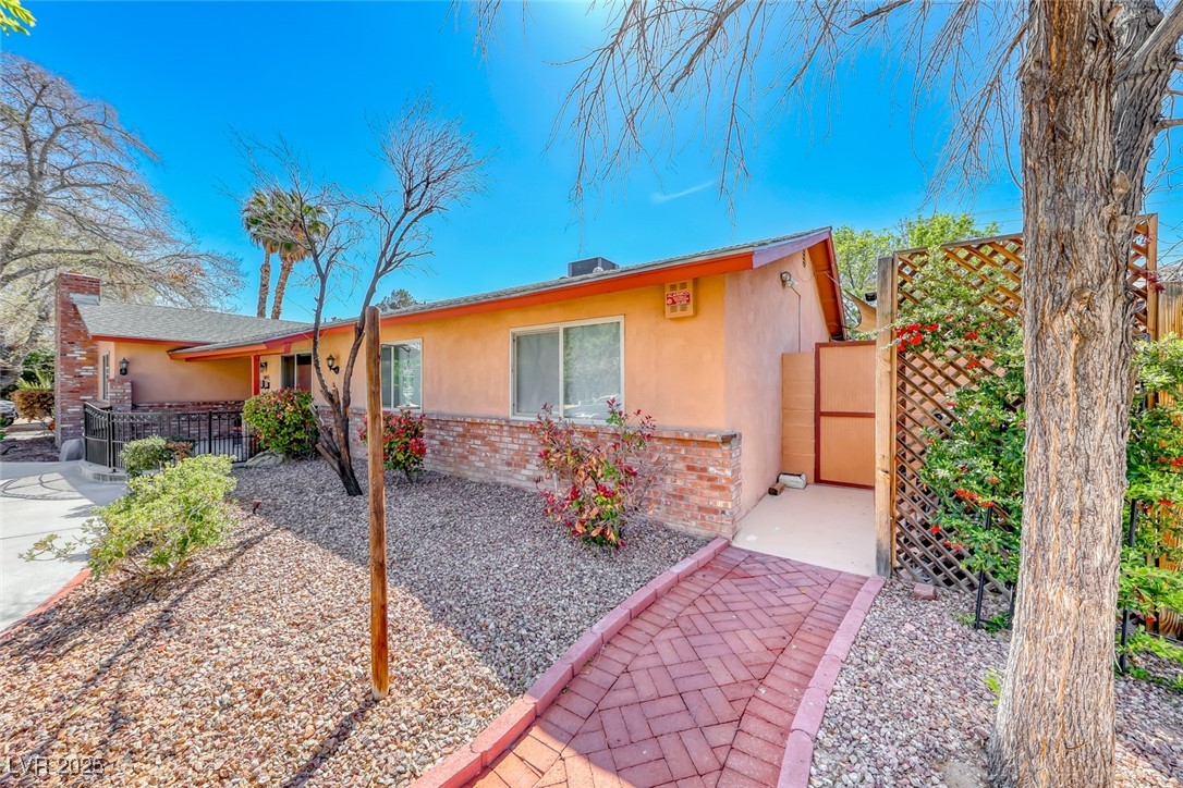 2809 Gilmary Avenue Property Photo 4