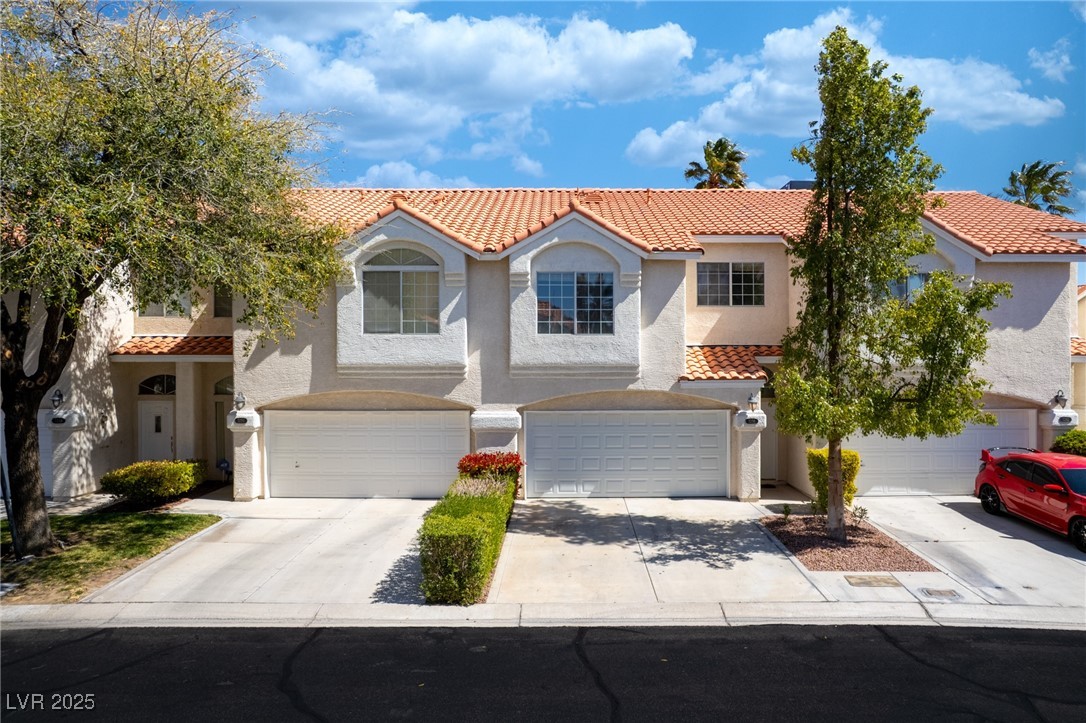 5256 Harvest Breeze Road Property Photo 1