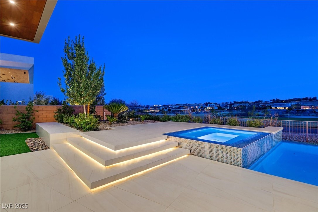 49 Crested Cloud Way Property Photo 3