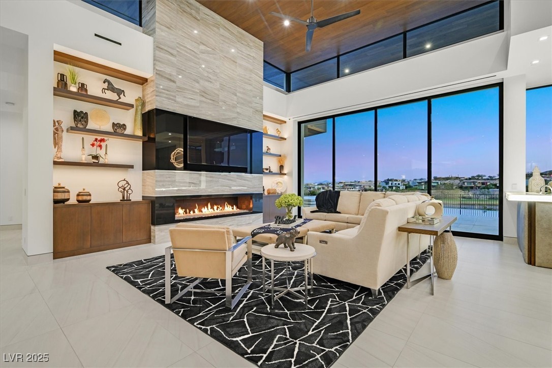 49 Crested Cloud Way Property Photo 6