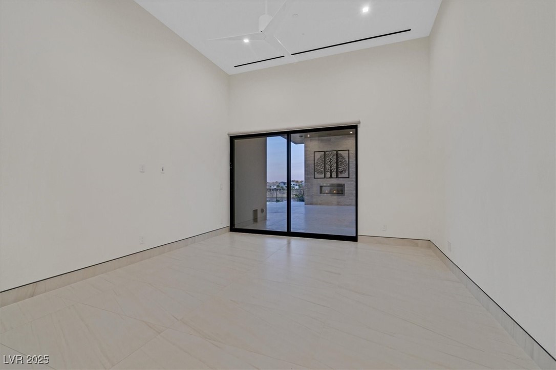 49 Crested Cloud Way Property Photo 33