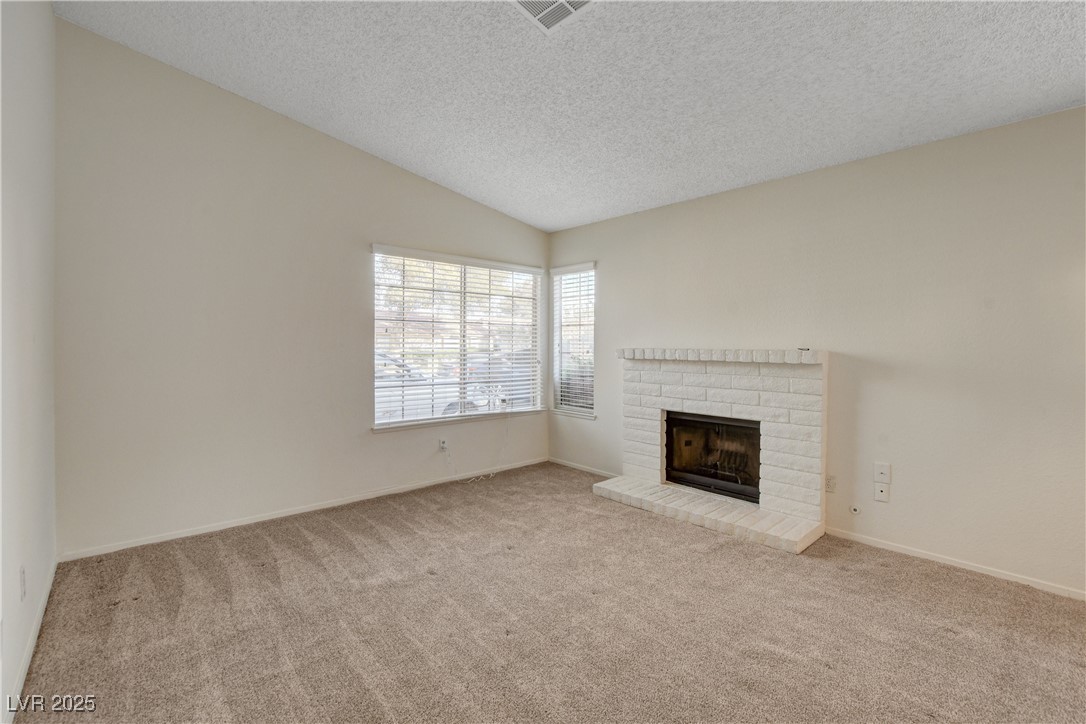 3667 Edinburgh Drive Property Photo 4