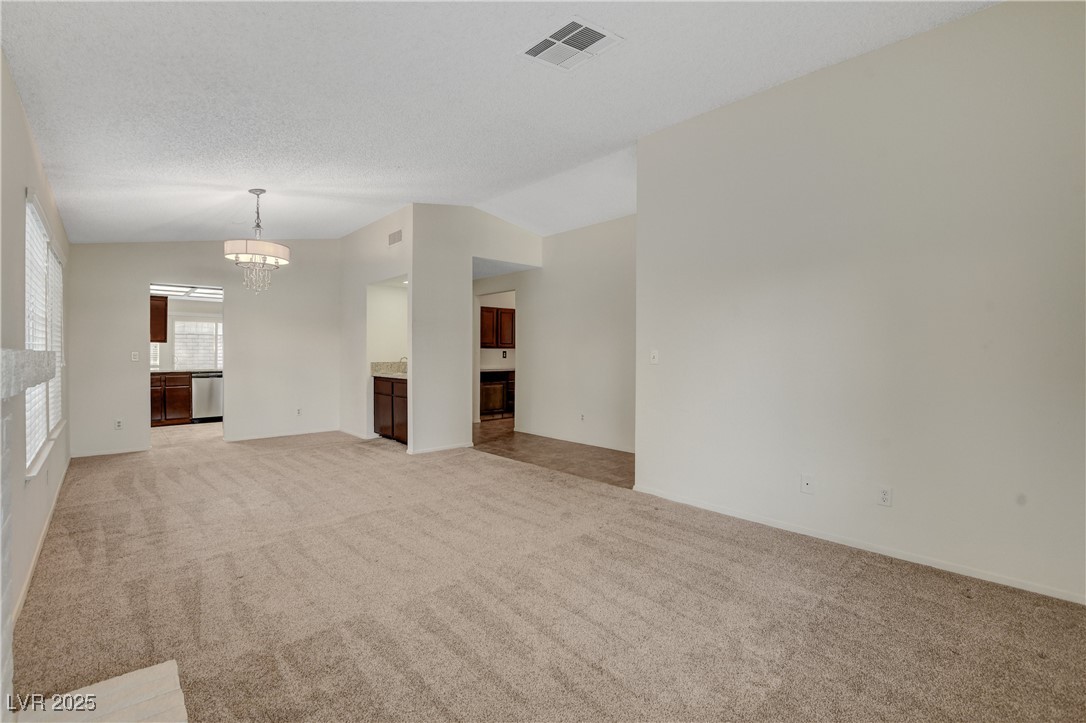 3667 Edinburgh Drive Property Photo 6