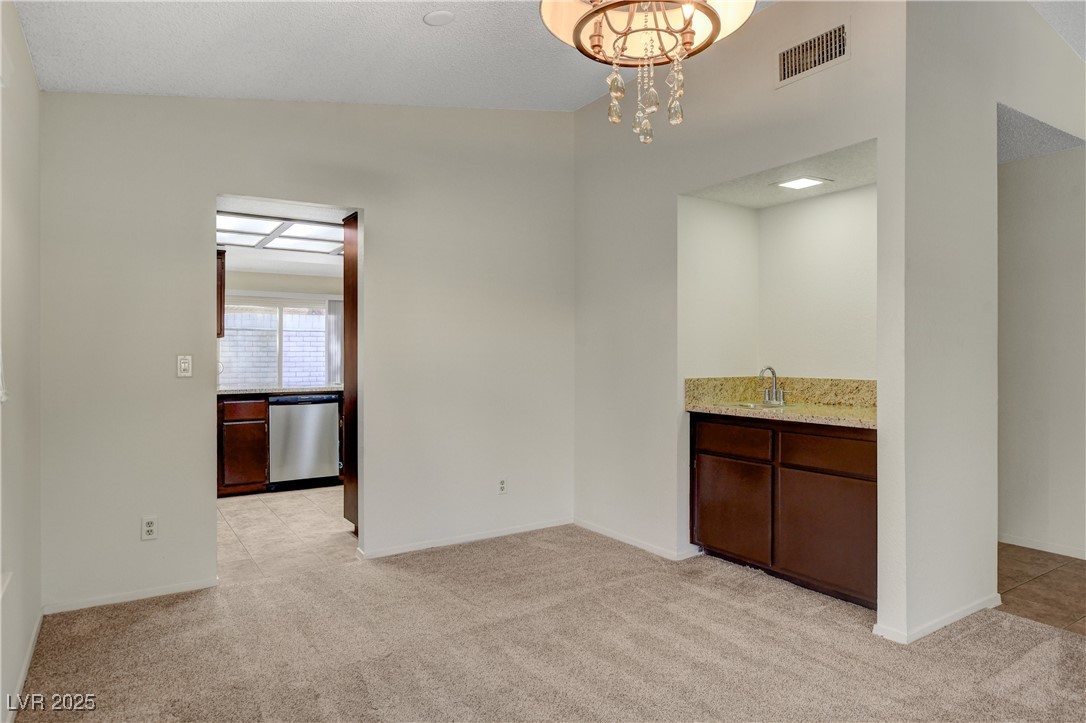 3667 Edinburgh Drive Property Photo 11