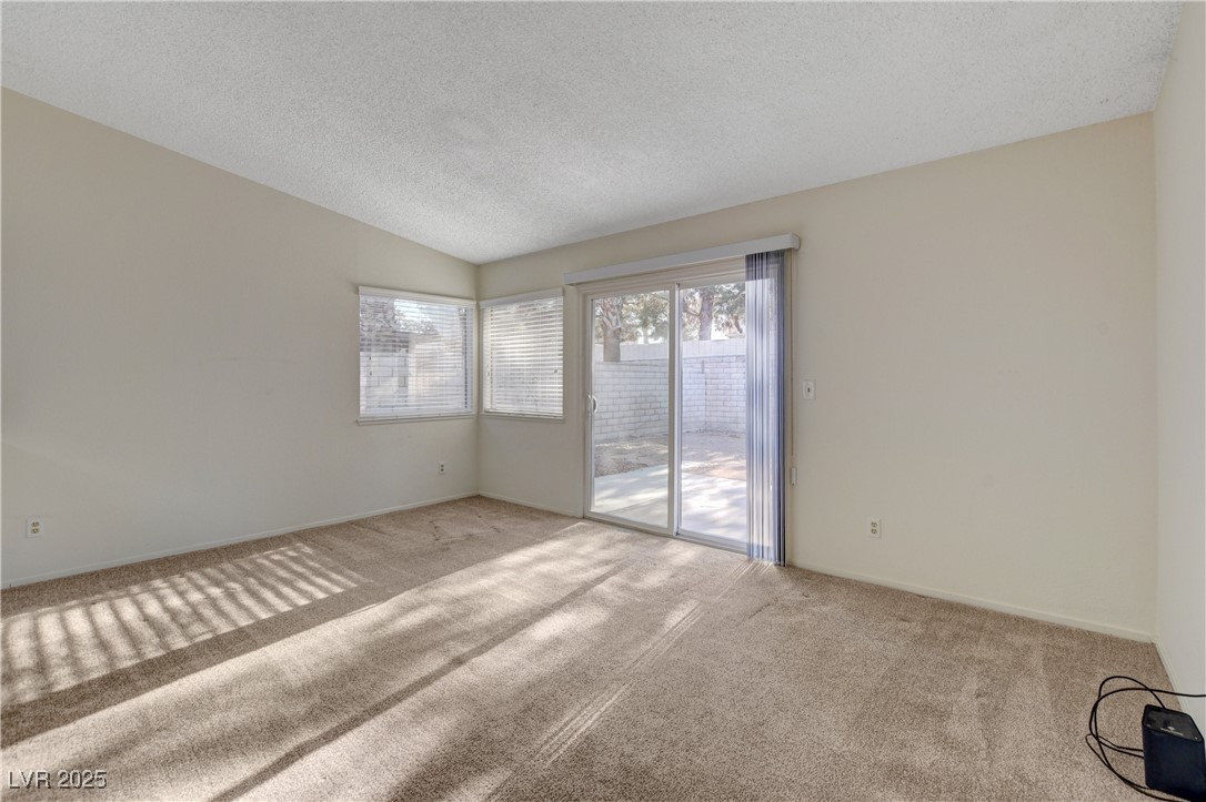 3667 Edinburgh Drive Property Photo 19