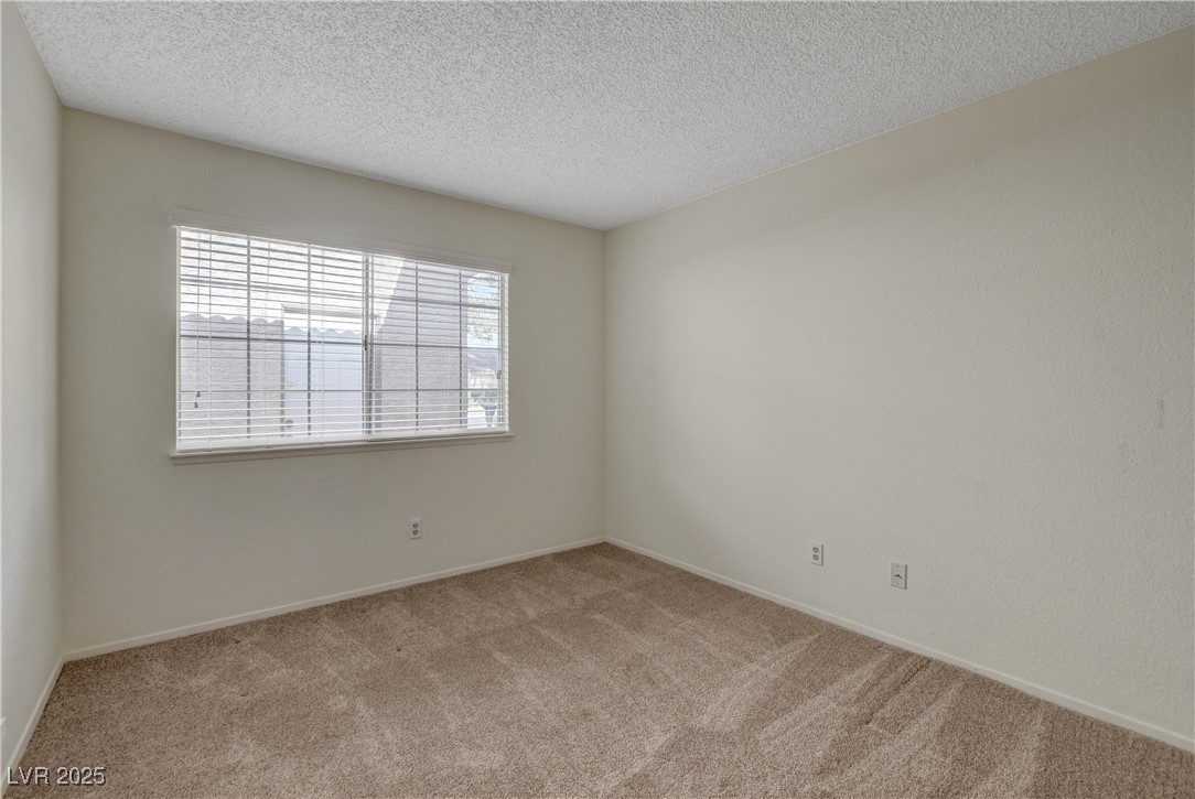 3667 Edinburgh Drive Property Photo 25