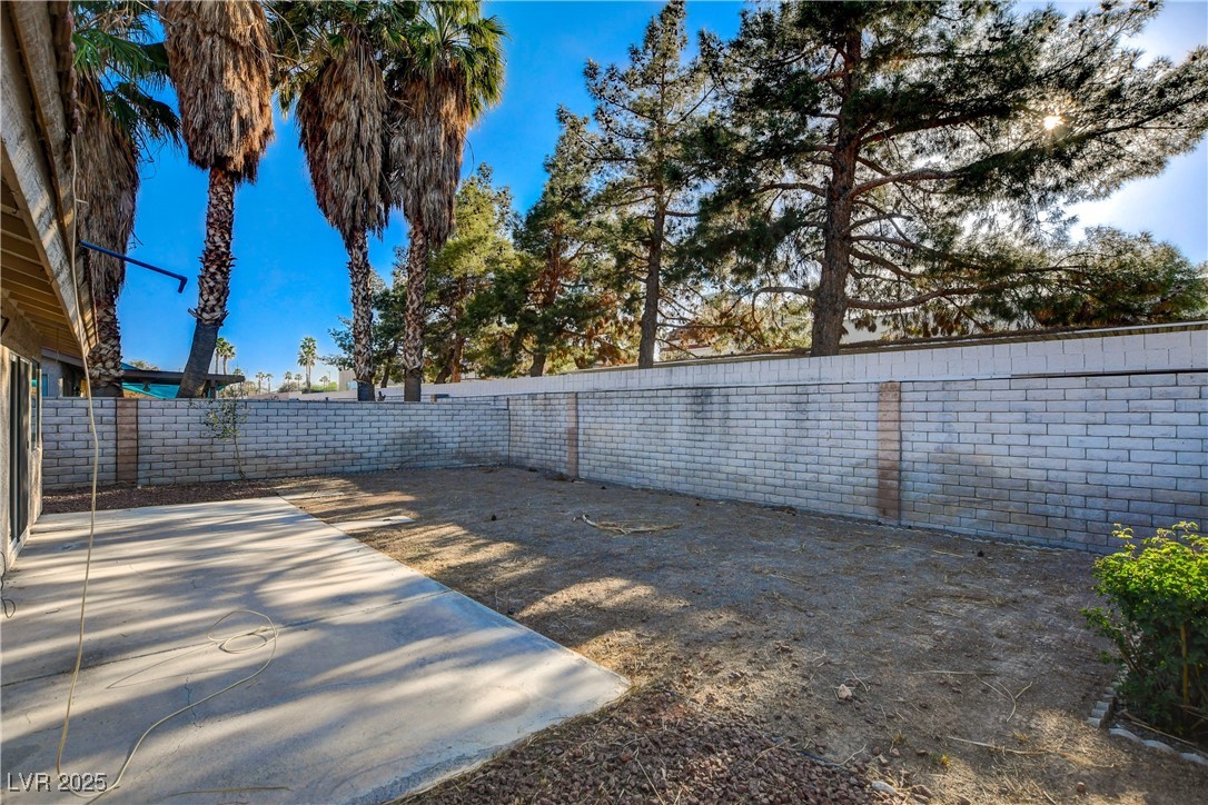 3667 Edinburgh Drive Property Photo 48