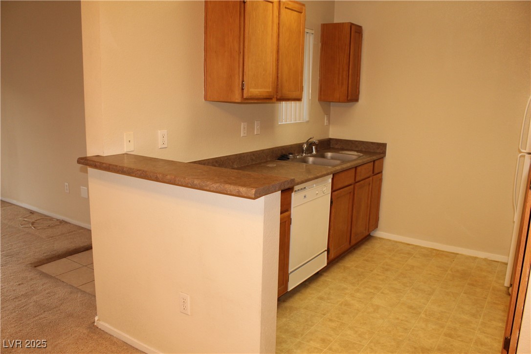 9620 West Russell Road 2108 Property Photo 4