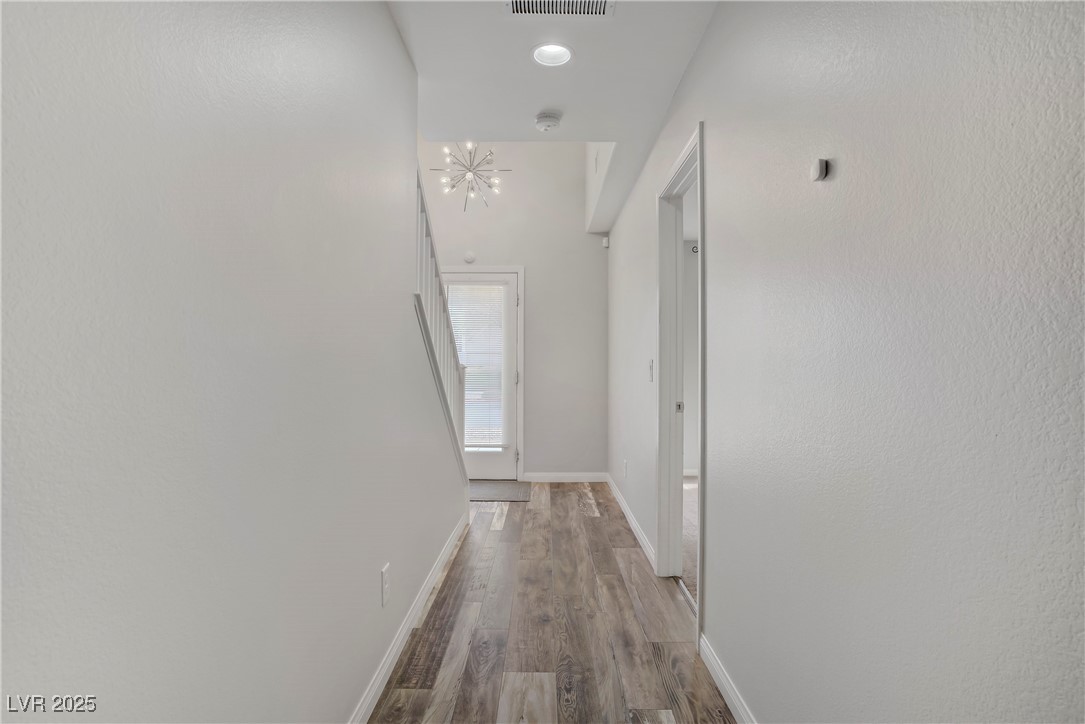 1329 Jewelstone Circle Property Photo 8