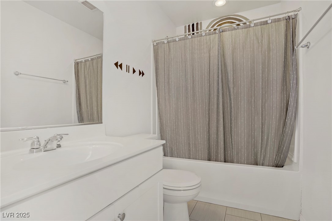 1329 Jewelstone Circle Property Photo 15