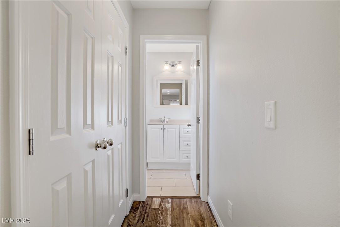 1329 Jewelstone Circle Property Photo 32