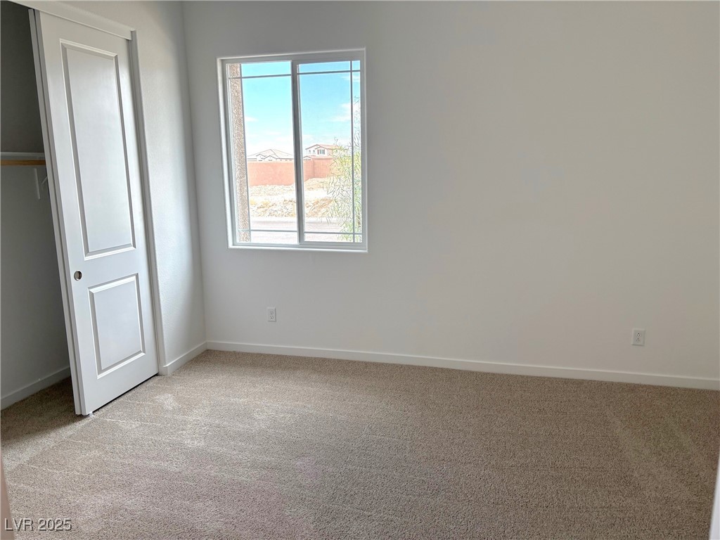 5699 East Victoria Falls Drive Property Photo 4