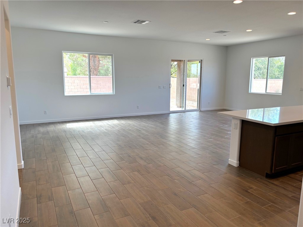 5699 East Victoria Falls Drive Property Photo 10