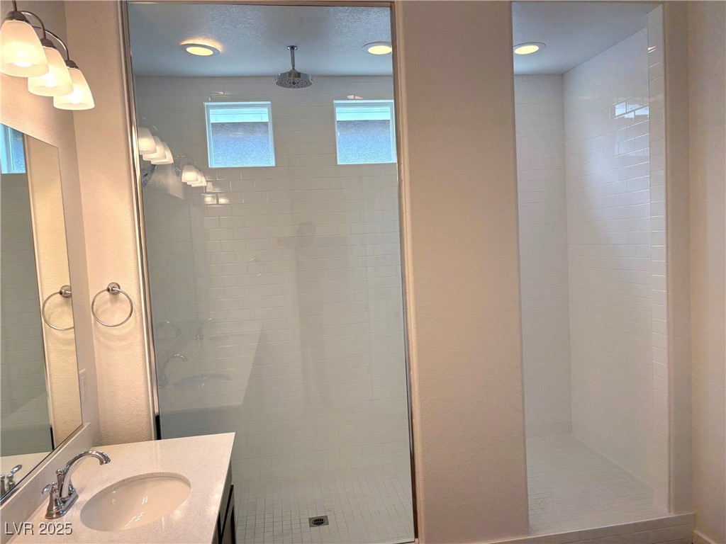 5699 East Victoria Falls Drive Property Photo 25