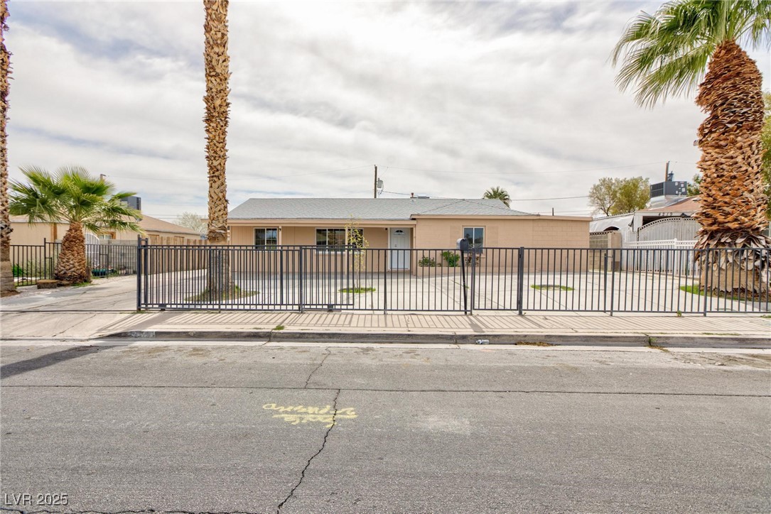 4213 Hayes Place Property Photo