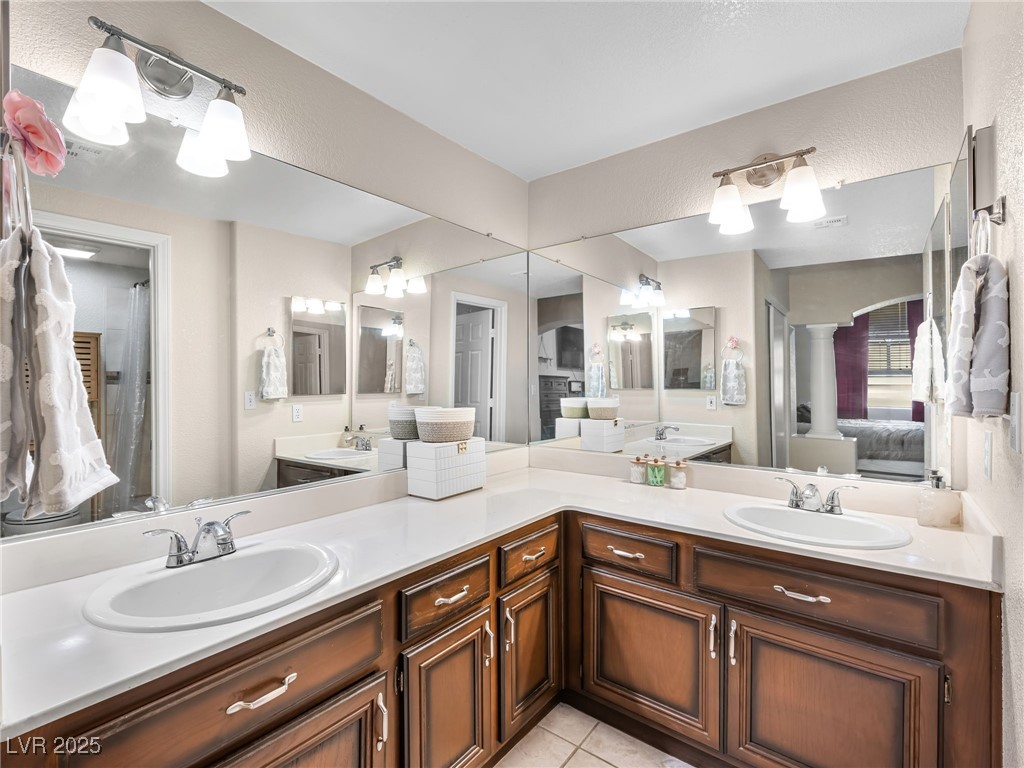 353 Seine Way N Property Photo 26