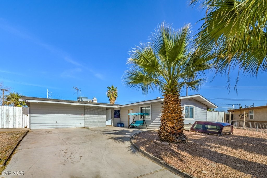 2450 Tournament Street Property Photo