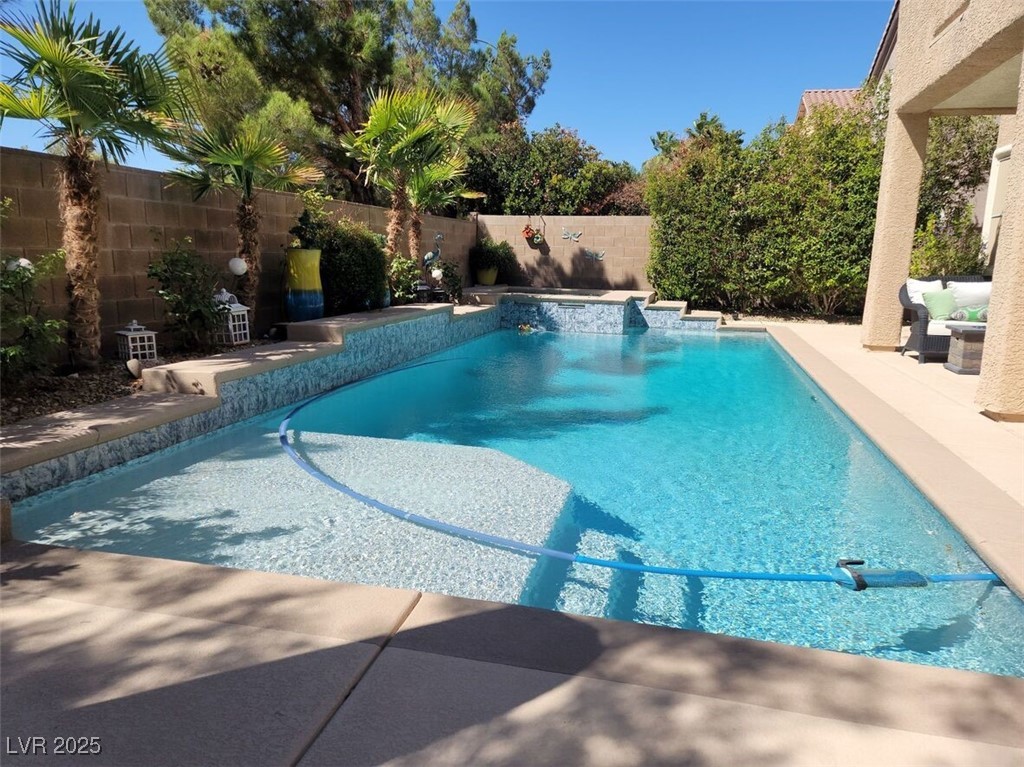 5047 Masotta Avenue Property Photo