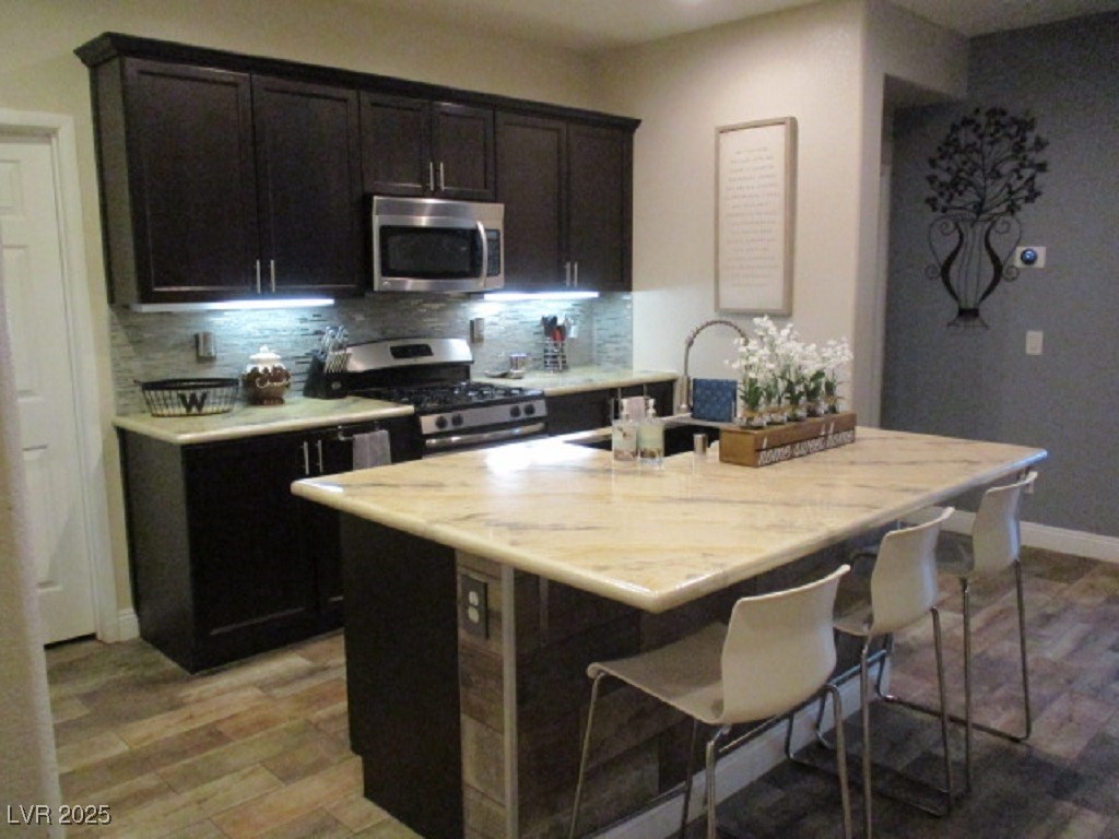 3925 Jamison Park Lane Property Photo 6