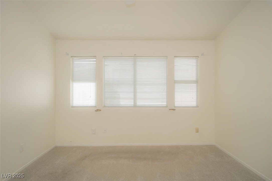 9323 West Rochelle Avenue Property Photo 36
