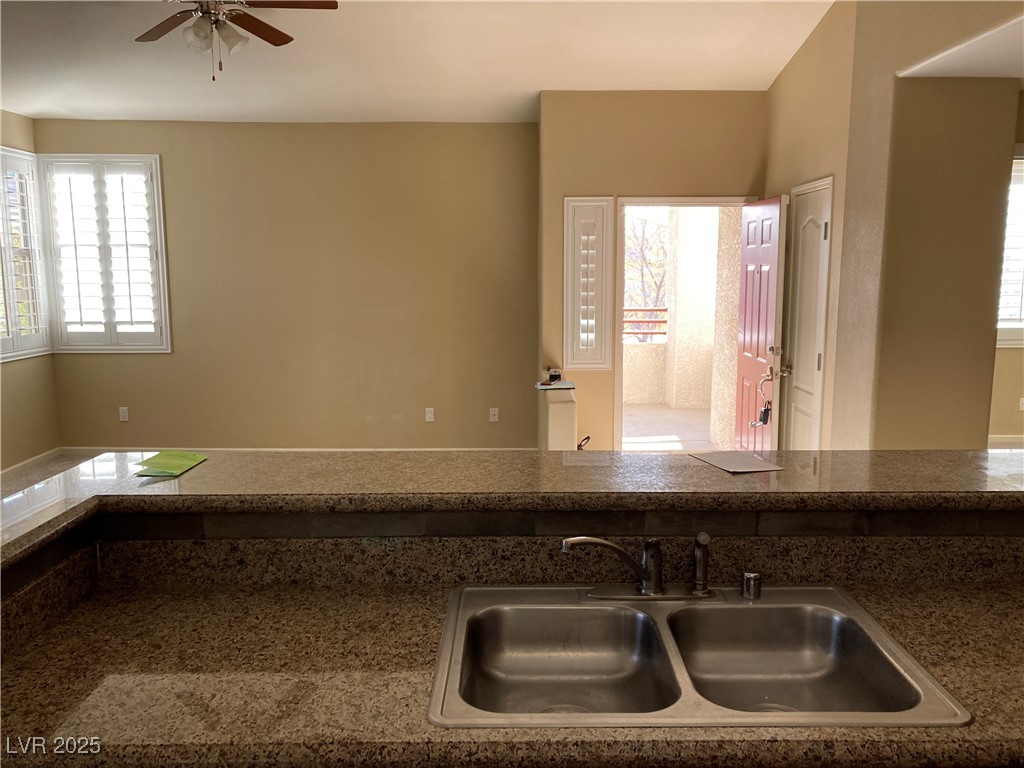 10224 Penrith Avenue 202 Property Photo 17
