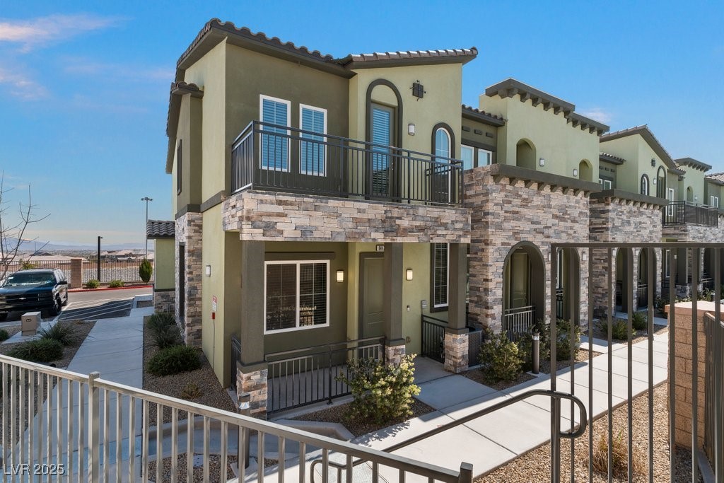 6447 Wide Sky Street Property Photo 10
