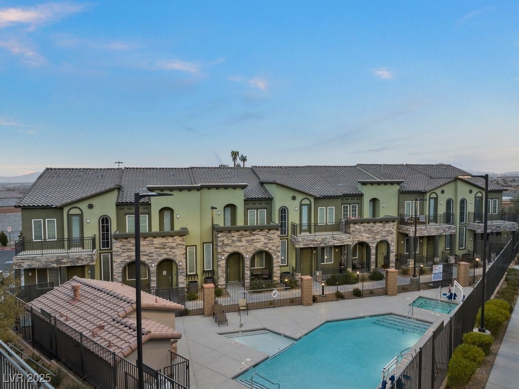6447 Wide Sky Street Property Photo 12