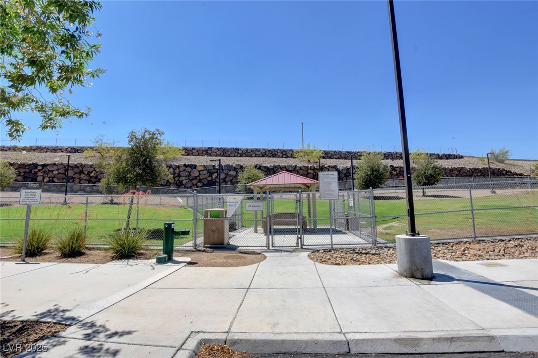 980 Aspen Cliff Drive Property Photo 45