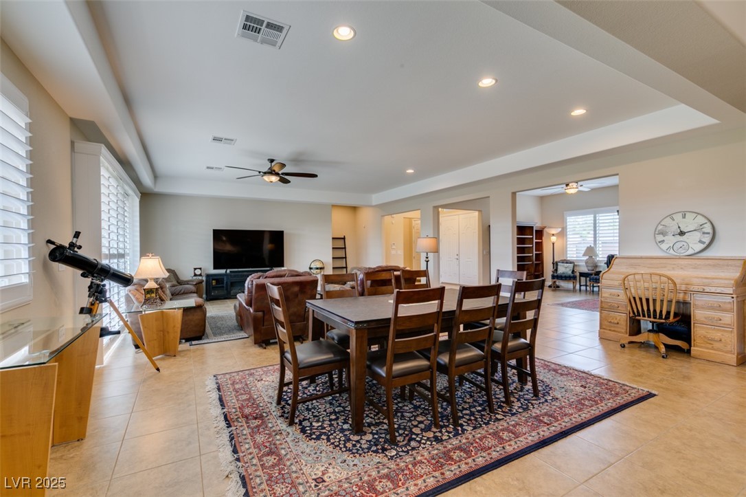 9731 Addie Meadow Court Property Photo 7
